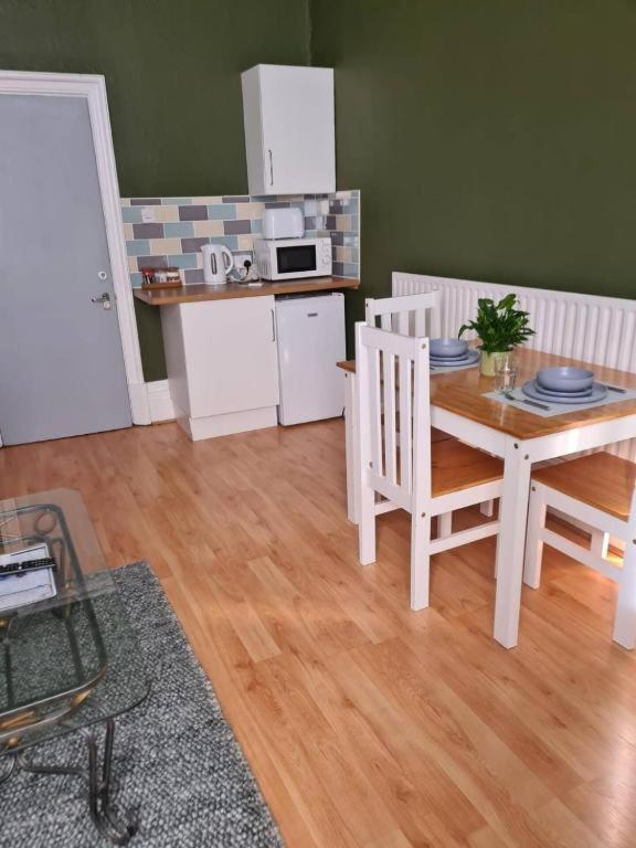 Digbeth City Centre Apartment Sleeps 12 Opposite Coach Station 伯明翰 外观 照片