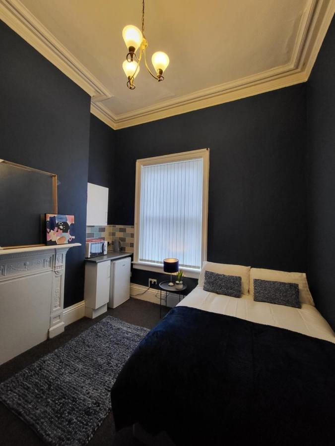 Digbeth City Centre Apartment Sleeps 12 Opposite Coach Station 伯明翰 外观 照片
