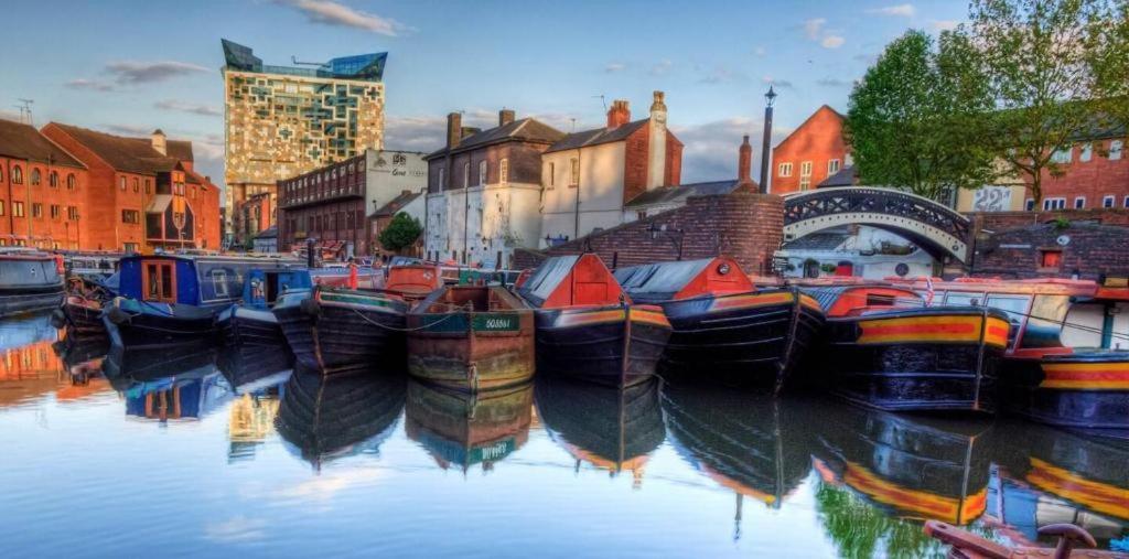 Digbeth City Centre Apartment Sleeps 12 Opposite Coach Station 伯明翰 外观 照片